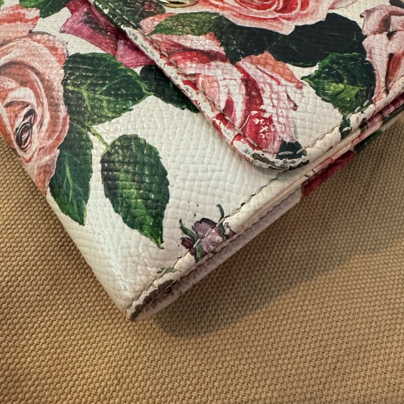 Rare Dolce and Gabbana Compact Wallet - Picture 3 of 10